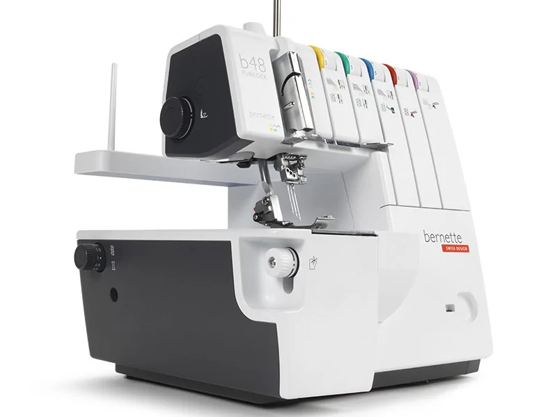 owerlok-5-nit-bernette-48-funlock-z-dwuiglowka-zestaw-6-stopek-7