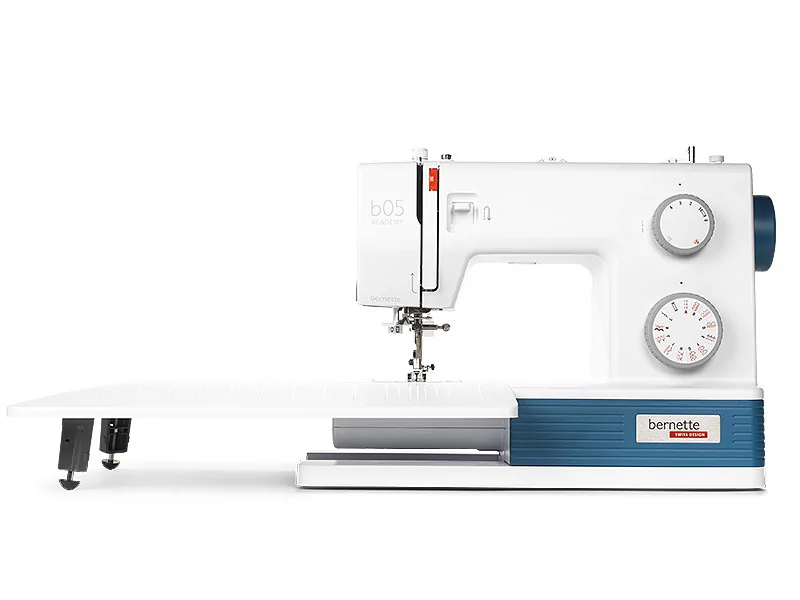 maszyna-do-szycia-bernette-05-academy-heavy-duty-12